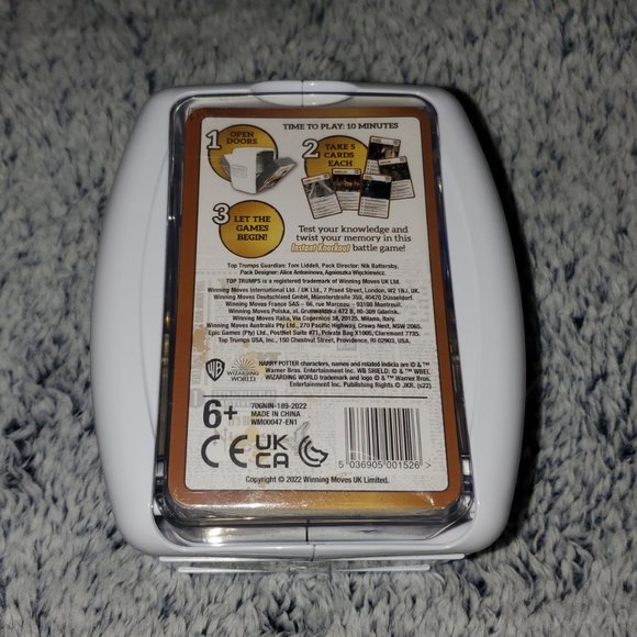 Top Trumps Wizarding World Harry Potter Hogwarts Quiz Game, New in Box* - Picture 3 of 5